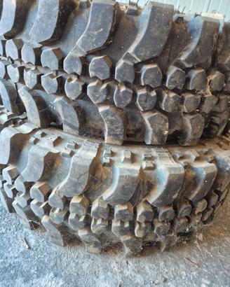 DUE  COPERTONI 195/80 R15