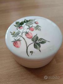 Scatolina ceramica dipinta a mano fragole