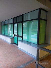 Negozio, laboratorio