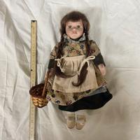 Bambola di porcellana