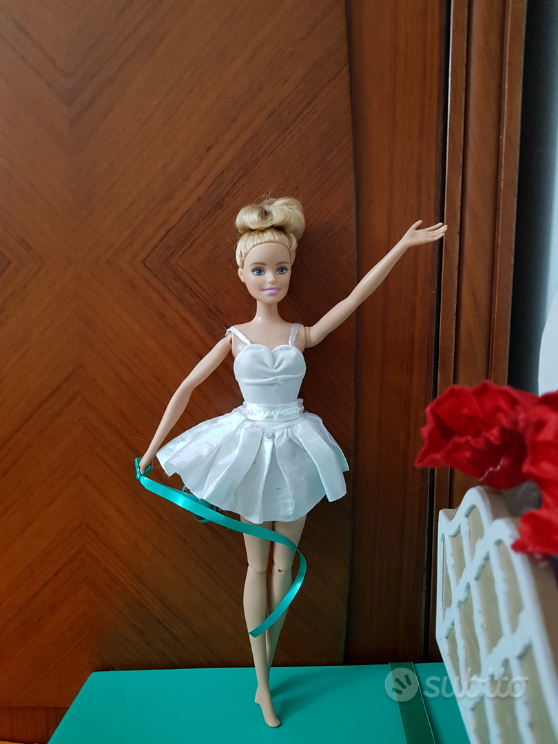 Barbie snodata ballerina, sciatrice, pattinatrice - Tutto per i bambini In  vendita a Pisa