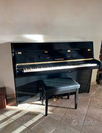 Pianoforte Yamaha b1 PE