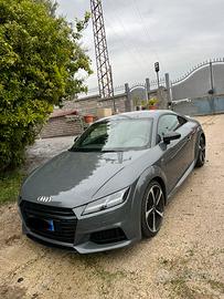 Audi TT s-line