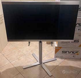 Televisore Lowe individual 40”