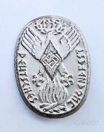 Spilla tedesca x festa della HITLERJUGEND nel 1935