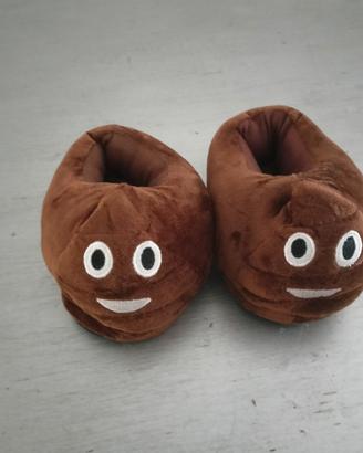 Morbide ciabattine "Emoji Cacca" 💩💩 per bambini