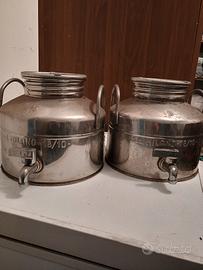 Contenitori in acciaio con rubinetto x olio