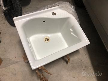 Lavatoio dolomite in ceramica con foro miscelatore