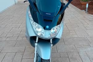piaggio x 8 200
