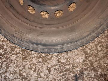 Gomme invernali 175/65 R14 con cerchi Fiat 500