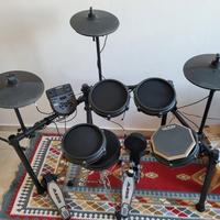 Alesis Nitro batteria elettronica 