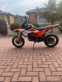 KTM 390 SMC R