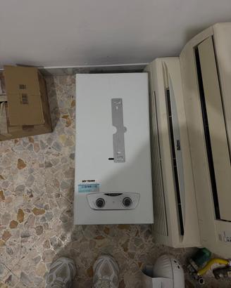 Caldaia  a gas Ariston istantaneo - funzionante