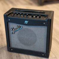 FENDER Mustang I Amplificatore chitarra