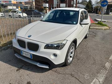 BMW X1 s drive 2000 