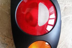 Faro posteriore destro Renault Megane Cabrio/Coach