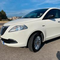 LANCIA Y 0.9 TwinAir 85 CV Benzina - Metano