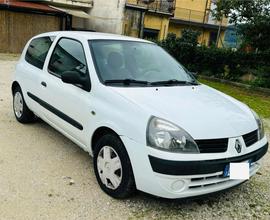 Renault clio 1.2 benzina 16v automatica