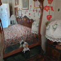 Mobile Toeletta stile Chippendale