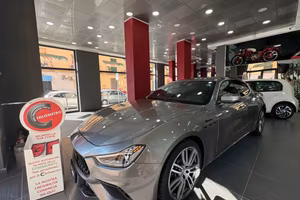 Maserati Ghibli 3.0 V6 Modena 350cv RWD auto ITALI