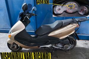 YAMAHA MAJESTY 125cc  ANNO 2000 x RICAMBI