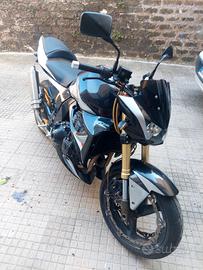 kawasaki z1000 neked