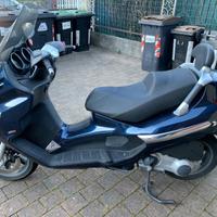 Piaggio XEvo 250 - 2012