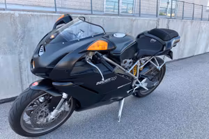 Ducati 749