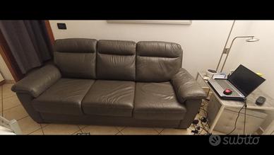 Divano letto in vera pelle