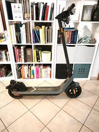 NIU KQi2 - monopattino elettrico 98 km 