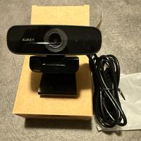 AUKEY Webcam 1080p Full HD con Microfono Stereo