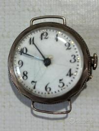 Antico orologio