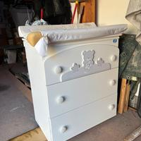 Cassettiera fasciatoio Pali, reti letti, lampadari