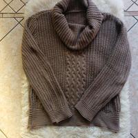 Maglione dolcevita caldo donna.