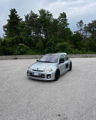 Renaul clio v6 phase 1