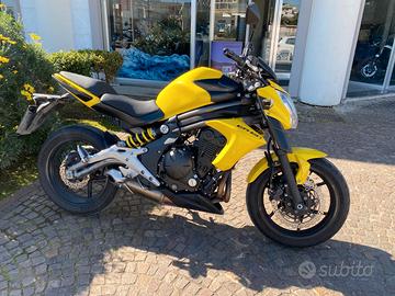 Kawasaki ER 6N - 2013