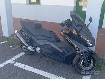  Yamaha T Max 530