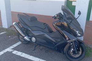  Yamaha T Max 530