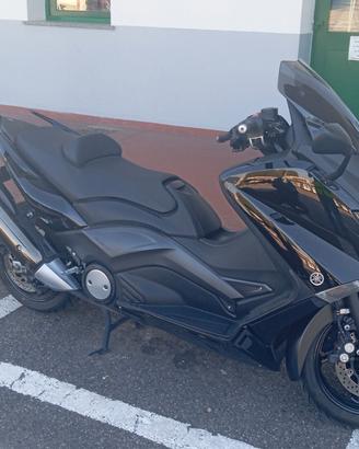  Yamaha T Max 530