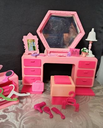 mobile Vanity Barbie vintage 