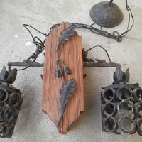 LAMPADA A SOSPENSIONE IN LEGNO E FERRO VINTAGE