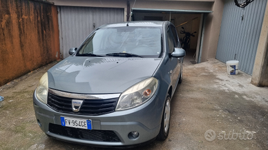 Dacia Sandero 1.4 75 cv neopatentati