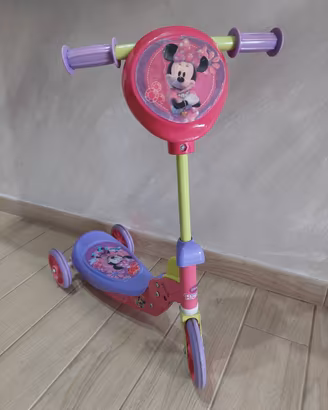 Monopattino 3 ruote Disney Minnie