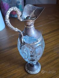 antica caraffa in argento e cristallo