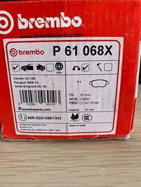 Pastiglie freni Brembo P 61 068X, NUOVI