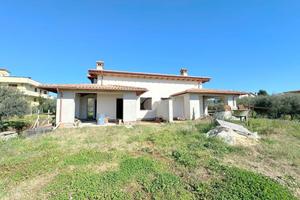 PORZIONE DI BIFAMILIARE A VELLETRI