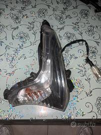 Faro destro per honda sh 125/150