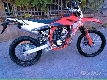 Nuova enduro swm rs 125 bialbero m. a liquido