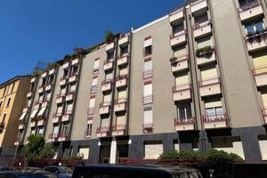Appartamento di 150 m² con 5 locali a Milano