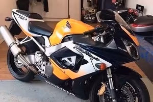 Honda CBR 900 RR Fireblade